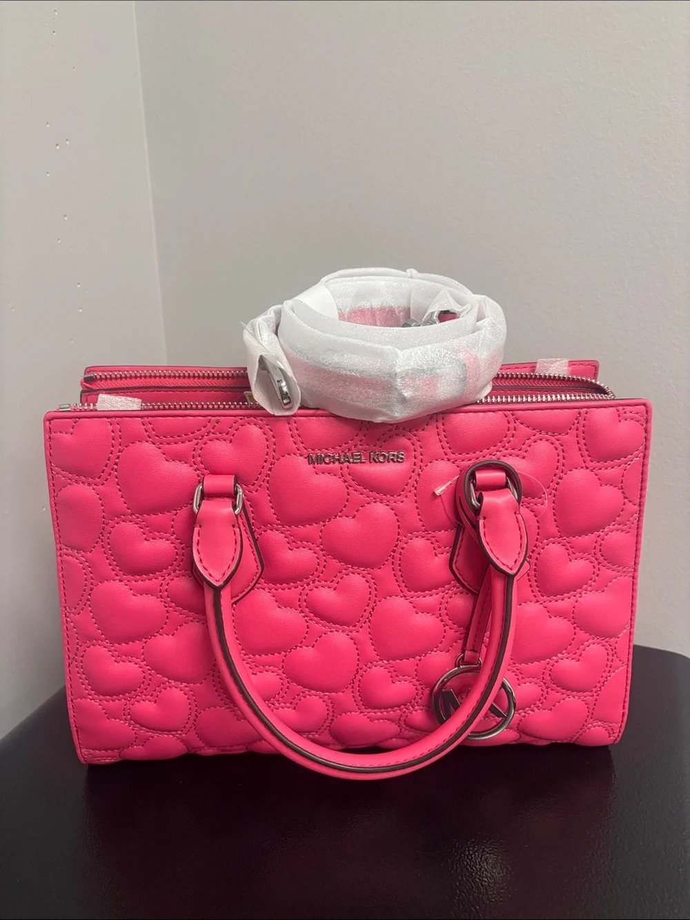 Michael Kors Sheila Pink Quilted Heart Leather Satchel - Picture 4 of 6